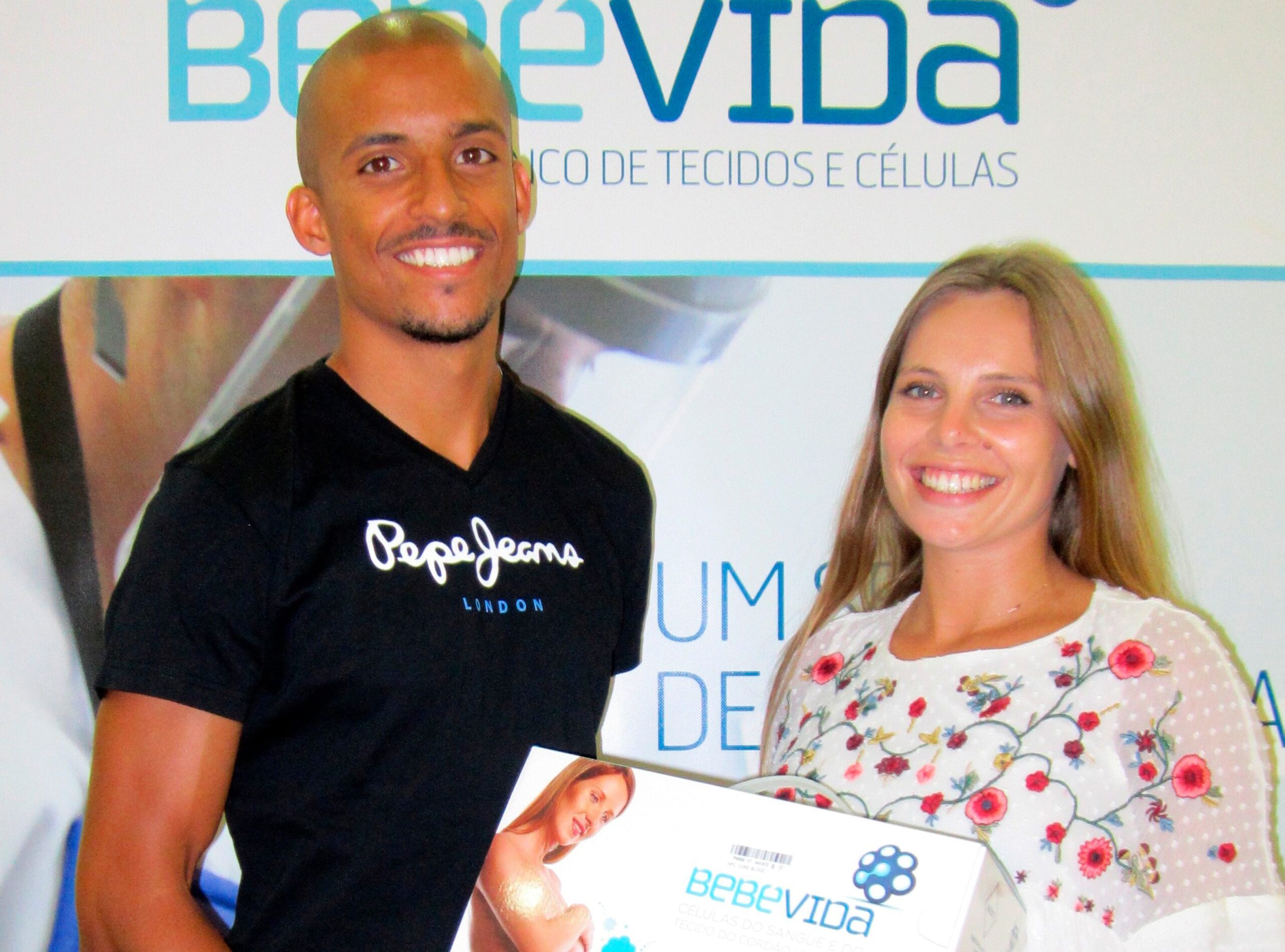 Bruno Gaspar e Luisa Viana visitam o laboratório BebéVida